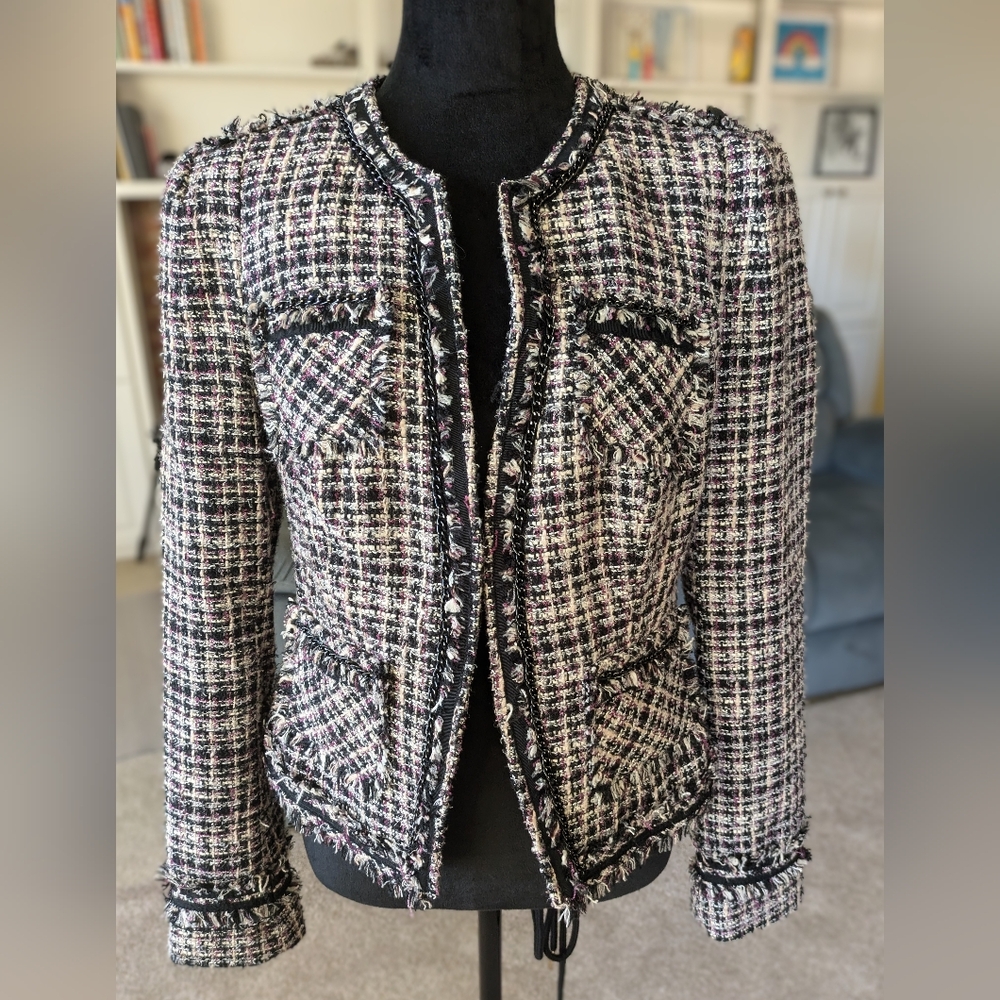 White House Black Market Tweed Jacket size 6, very cute!